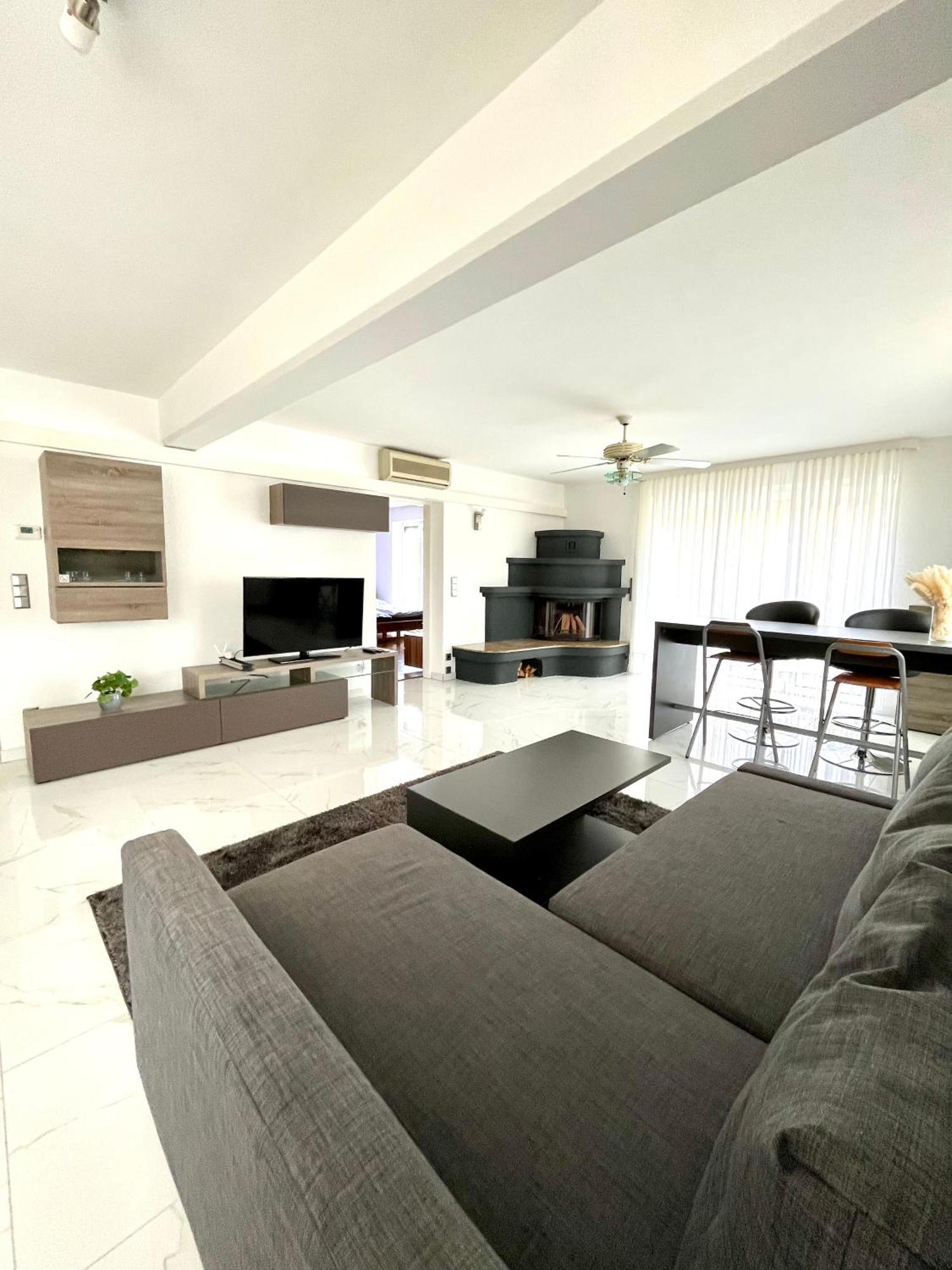 Luxurioeses Apartment Mit Pool Wien Exterior foto